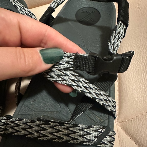 Vionic sandals - Picture 2 of 3